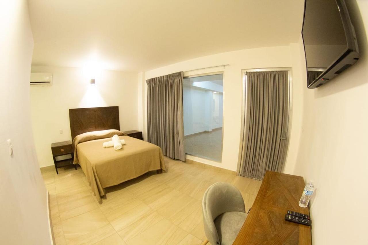 Hotel Reforma 14 Iguala ภายนอก รูปภาพ
